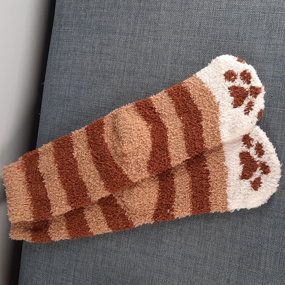 Cat Paw Foot Socks Sox Sock Fuzzy Soft Slipper Thick Warm Cozy Unisex Kids Child - Picture 1 of 5